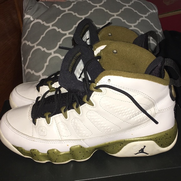 Statue 9’s - Picture 2 of 4